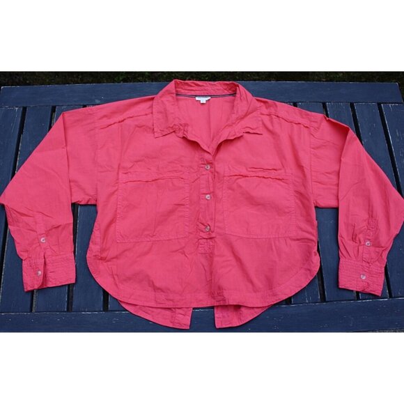 Pilcro (Anthropologie) - Placket Back Slit Shirt in Dark Pink, size Medium - Picture 7 of 12